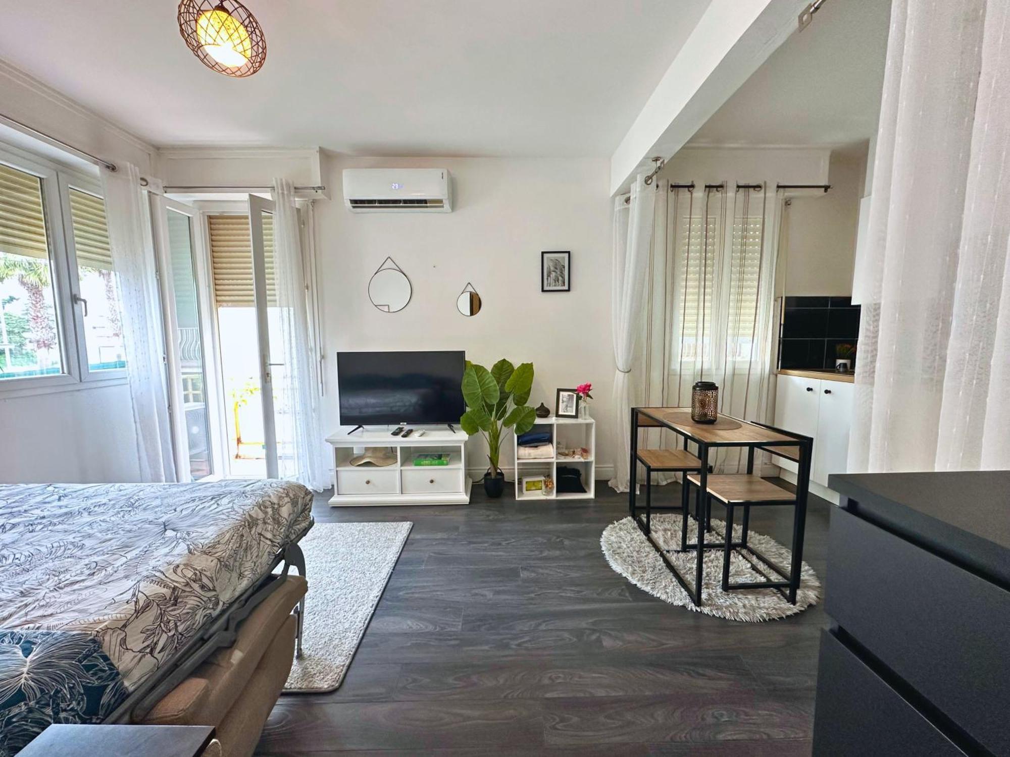 Cosy Palm Beach, Studio Pres De La Mer Et De La Croisette Cannes Exterior photo